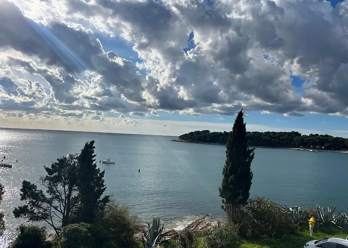 Apartmán With A Sea View Pula