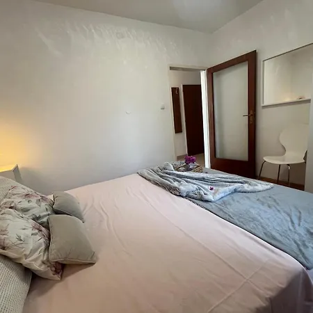 With A Sea View Daire