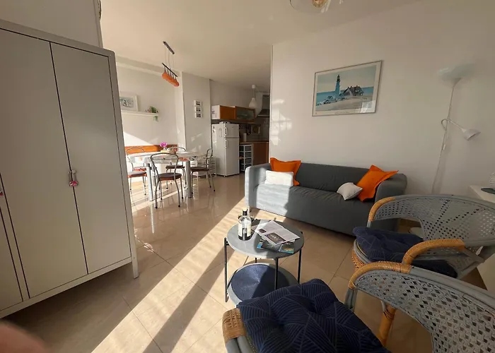 Apartman With A Sea View *