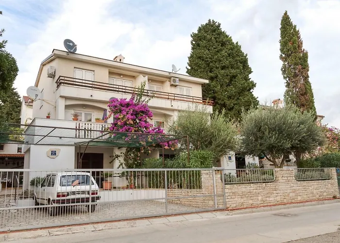 Apartman With A Sea View *