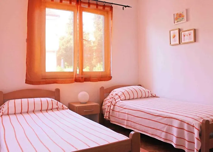 Apartman With A Sea View Póla